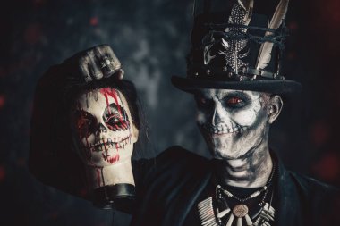 Kahrolası Baron Samedi.