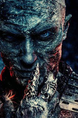 savaşçı zombi adam