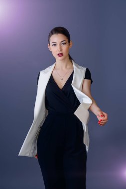 stüdyoda çekim moda