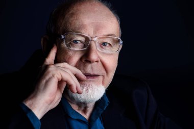 yaşlılık kavramı.