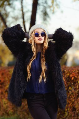 sıcak giysiler sonbahar