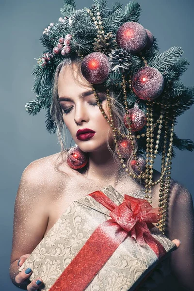 festive creative model