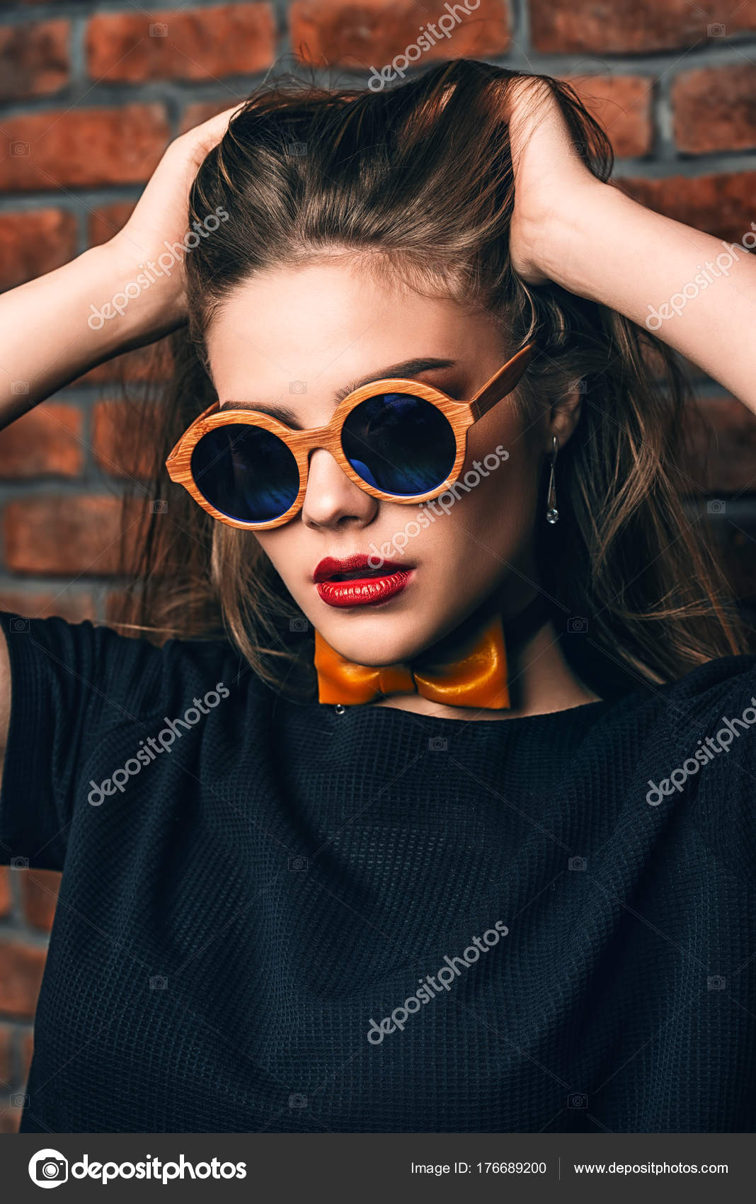 stylish round sunglasses