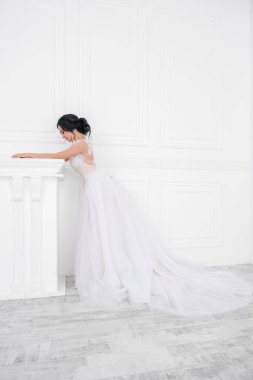 muhteşem esmer gelin