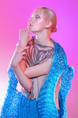 sıra dışı yaratıcı giyim