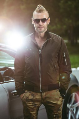 trendy acımasız adam