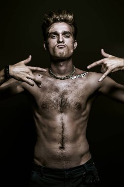 serin çılgın adam