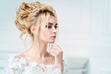 Düğün makyaj ve saç modeli