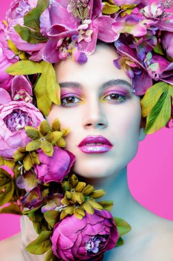 Bahar çiçek çelenk