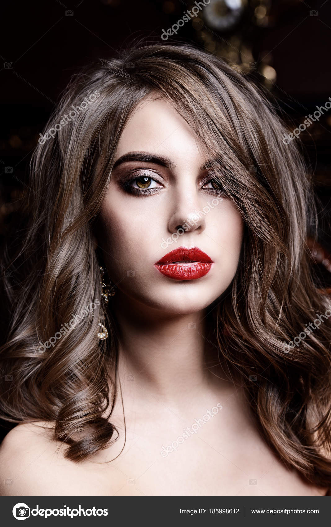 Maquillage et cosmétiques \u2014 Photographie prometeus © 185998612