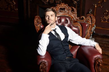 muhteşem maço adam