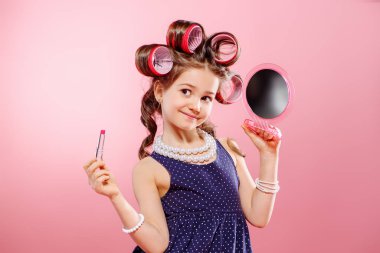 küçük komik moda-sökücü