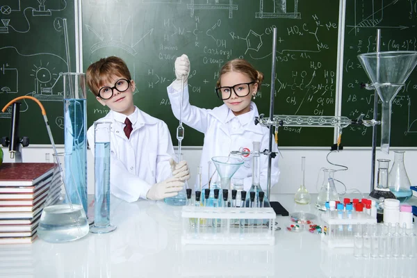 küçük kimyagerler öğrendim