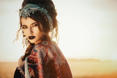 Boho tarzı kıyafetler