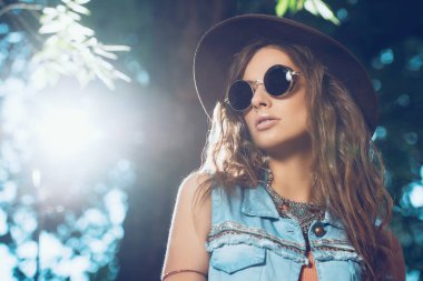 Batı tarzı aksesuarları