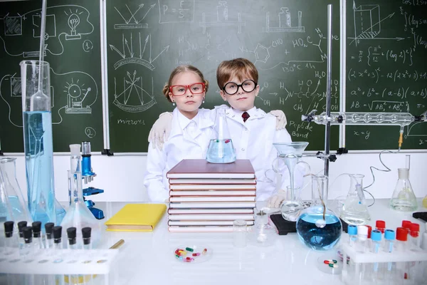 children scientists in lab