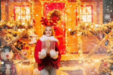 Parlak Noel akşamı