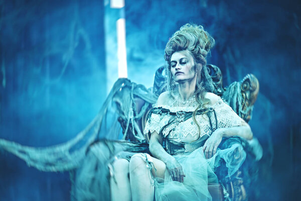 Призрак мертвой королевы
