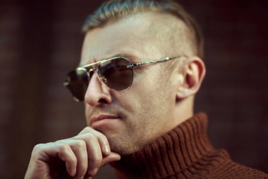 iyi görünüyorsun dostum