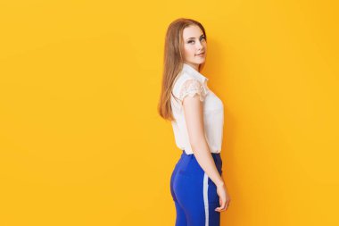 Etkin kadınlar için kıyafetler