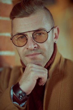 Erkekler için pahalı aksesuarlar