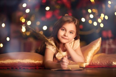 Mektup yazma aşığı