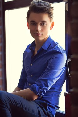 Erkek için günlük kıyafetler.