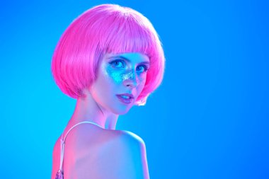 tatil ışıltısı makyajı