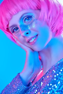 Neşeli disko kızı