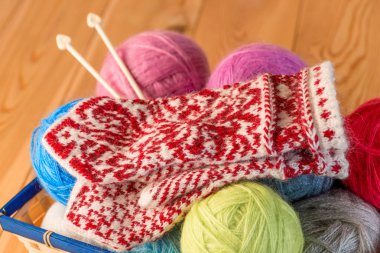 güzel desen ile el yapımı eldiven yün iplik yalan