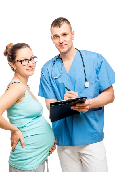 Potret seorang dokter dan dokter kandungan muda ibu hamil isol — Stok Foto