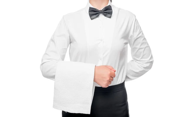 Torse de serveuse en chemise blanche avec une serviette à la main clos — Photo