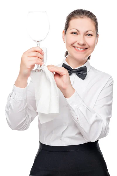 Camarera exitosa con una copa de vino limpia posando sobre un blanco —  Fotos de Stock