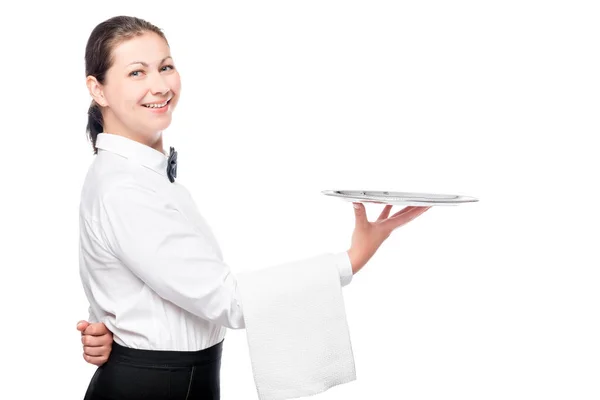 Camarera restaurante posando en estudio con una bandeja — Foto de Stock