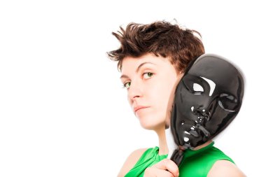 parlak siyah maske üzerinde beyaz bir backgr arkasından yabancı out