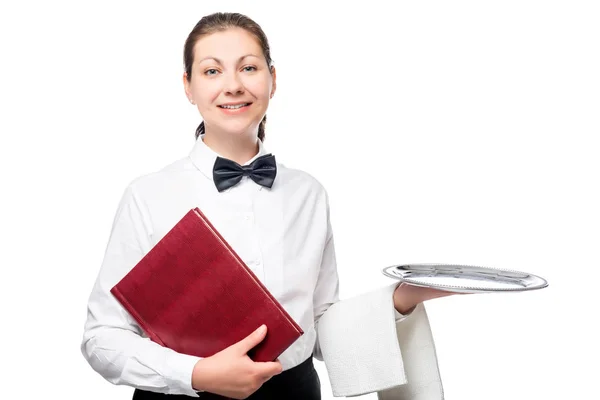 Serveuse réussie avec menus et plateau vide sur un backgro blanc — Photo