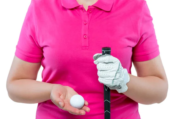 Golfspelare håller en golfklubb och bollen på bröstet nivå närbild — Stockfoto