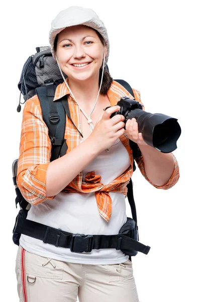 Fotógrafo amador com uma boa câmera e uma grande mochila em — Fotografia de Stock