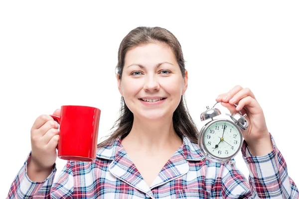 Retrato matutino de una hermosa chica con una taza de café y un — Foto de Stock