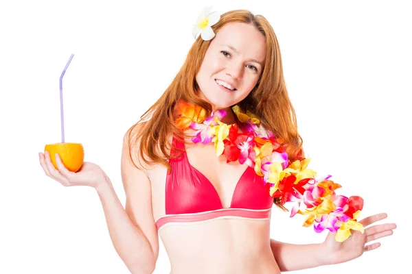 Pretty girl in bikini and Hawaiian lei with cocktail — Stock Photo, Image