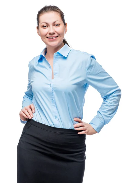 Mulher bem sucedida em roupas de negócios formais posando nas costas brancas — Fotografia de Stock