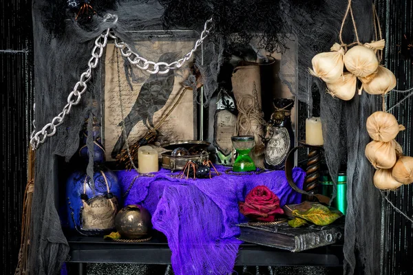 Props of a sorceress for rituals, closeup — Stock Photo, Image