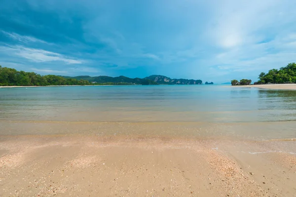 daha önce denizde şiddetli yağmur manzara