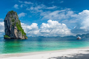 Göksel yer içinde belgili tanımlık fotoğraf - göndermek bir ada Tayland
