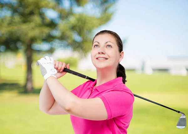 Retrato de un golfista profesional en camiseta rosa con una cl golf —  Fotos de Stock