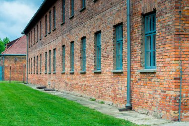 Ölüm kampı Auschwitz (Auschwitz) 1940-1945. Yaklaşık 1.4 milyon