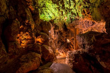 kayalık doğal mağara turist Rota, hiçbir insan