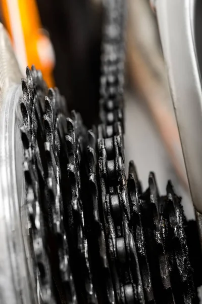 Mecanismo de bicicleta de aceite de máquina engrasada primer plano — Foto de Stock