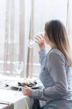 Reastaurant güzel kadın