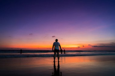 İnsanlarla sunset Beach